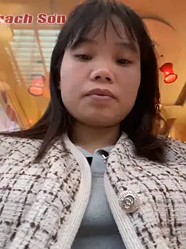 Snapshot of Ngoc-bbi chatting on September 30, 9:37 am Ngoc-bbi online show from September 30, 9:37 am