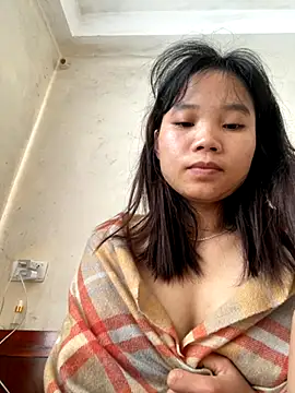 Snapshot of Ngoc-bbi chatting on October 11, 6:18 am Ngoc-bbi online show from October 11, 6:18 am