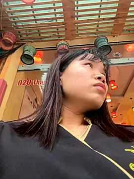 Snapshot of Ngoc-bbi chatting on September 13, 6:43 am Ngoc-bbi online show from September 13, 6:43 am
