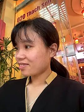 Snapshot of Ngoc-bbi chatting on September 28, 5:03 am Ngoc-bbi online show from September 28, 5:03 am