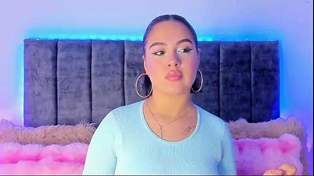 AnaLevii online show from March 13, 1:01 pm