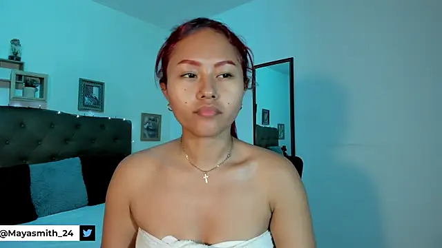MAYASMITH   online show from May 16, 12:02 am