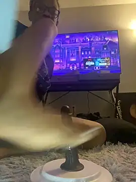 conniesweetz online show from April 19, 5:40 am