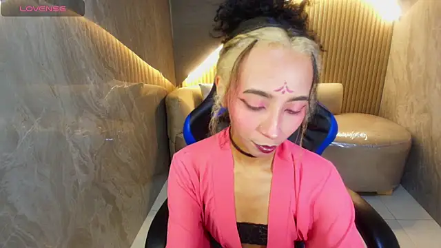 Agnis ink r online show from October 9, 3:32 am