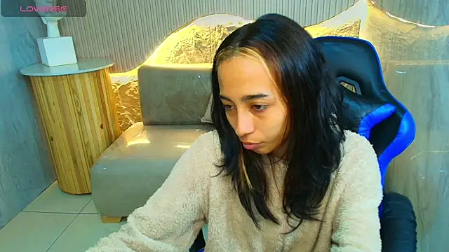 Agnis ink r online show from December 18, 1:27 pm