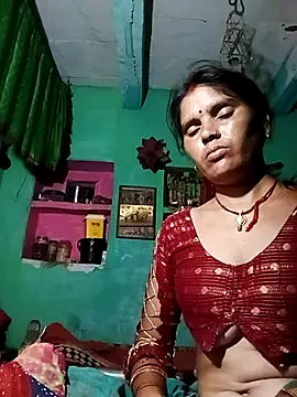 Snapshot of Sexy_queeny chatting on September 17, 3:32 pm Sexy queeny online show from September 17, 3:32 pm