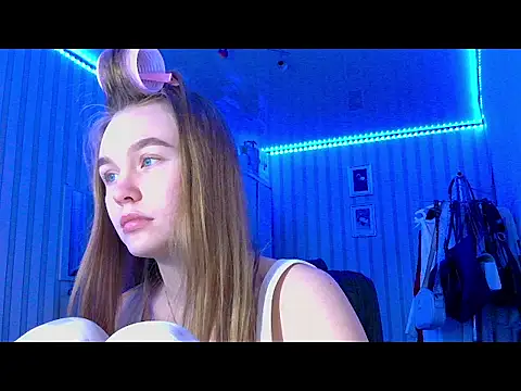 bellameow88 online show from December 4, 9:55 am