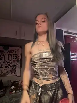 ittybittymeryssa online show from February 18, 3:22 pm