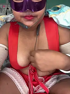 mimi87hoty online show from February 9, 6:32 pm