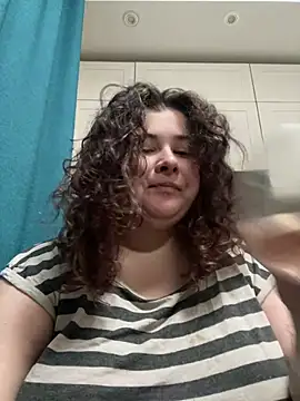 AliceCurlyX online show from February 26, 5:34 pm