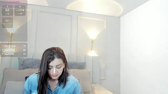 victoria bourne online show from March 17, 7:07 pm