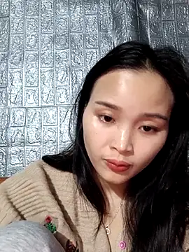 Lili lovely online show from December 3, 2:03 am