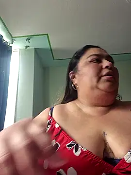 curvy diva  online show from January 5, 6:33 pm