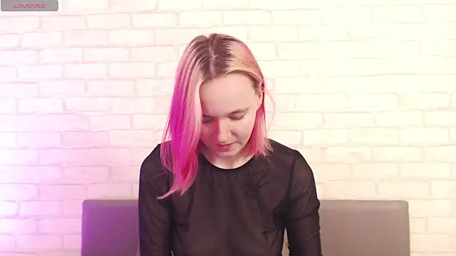 Ericha Stone online show from November 9, 3:46 am