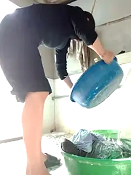 Georgia here online show from December 15, 4:18 am