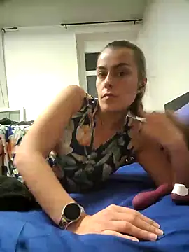 Carolinemiam online show from September 13, 10:18 pm