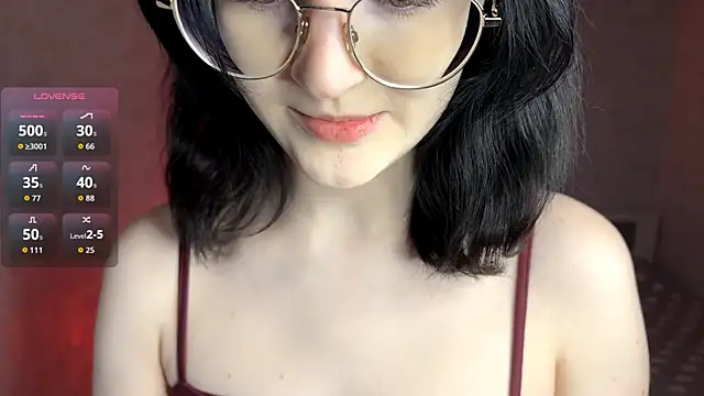 FakeLamb online show from April 14, 9:04 pm