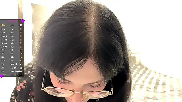 FakeLamb online show from October 4, 7:07 pm