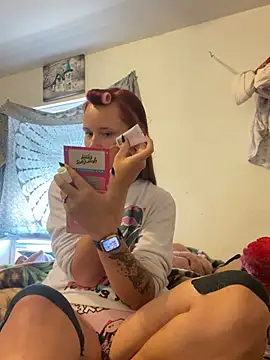 hotgirlkk1 online show from August 4, 4:57 pm