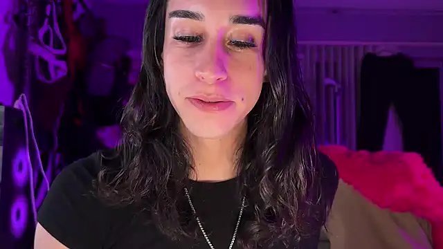 xoFrankie online show from January 10, 4:17 am