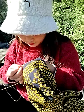 lusy-000 online show from November 26, 2:01 am