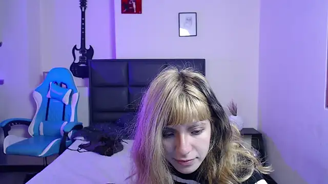 Snapshot of Amnesia_ chatting on October 9, 12:31 pm Amnesia  online show from October 9, 12:31 pm