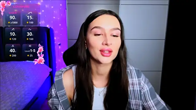 Veronica Larsson online show from February 12, 3:03 pm