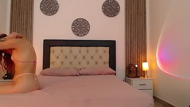 Red kytty6 online show from October 22, 9:09 pm