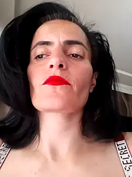 Gecenin Kralicesi online show from April 17, 9:00 am