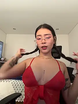 CatadeLuca online show from December 18, 6:23 pm