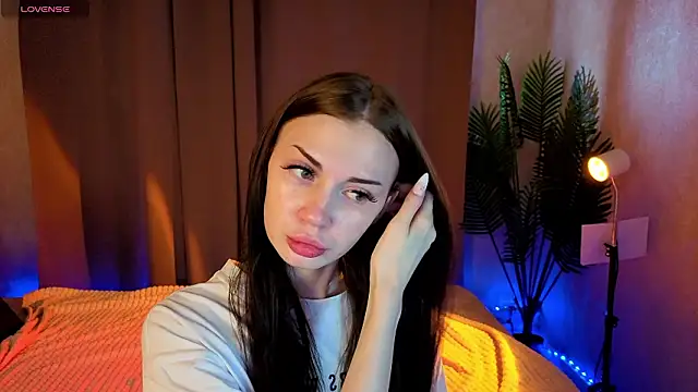 Jennie Hunter online show from March 21, 9:25 am