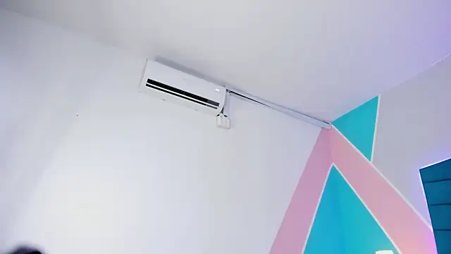 mara winters  online show from October 31, 2:54 pm