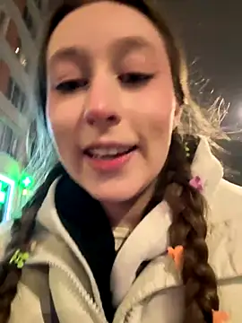 FroggyAnna online show from November 25, 4:42 pm