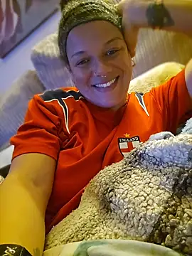 GoddessChantelle online show from April 16, 9:39 pm