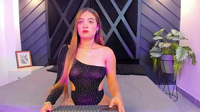 Alana cox  online show from October 20, 11:19 pm