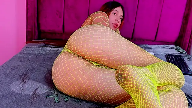 Rihanna hotx online show from September 23, 5:49 am