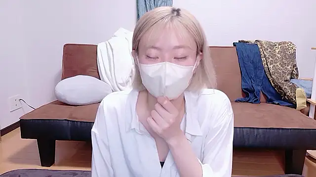 Nana  ch online show from May 19, 12:01 pm
