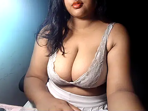 PatnakiRitu1 online show from June 21, 2:15 am
