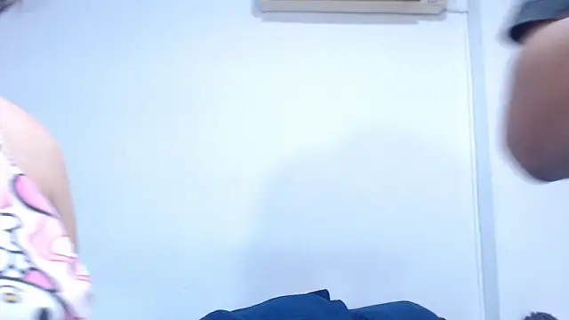 onixandghosty1 online show from March 10, 6:56 pm