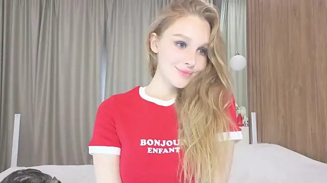 Snapshot of Brigitte_Bardot chatting on September 18, 5:39 am Brigitte Bardot online show from September 18, 5:39 am