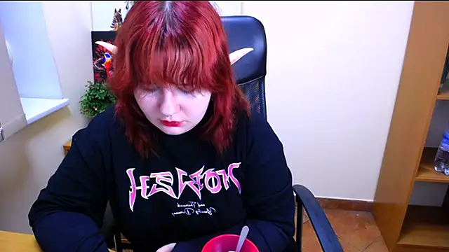 Mina sky  online show from October 21, 7:45 am