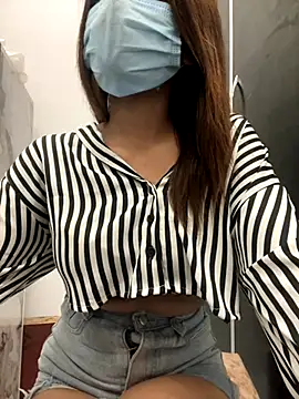 layra 9900 online show from October 13, 9:06 pm