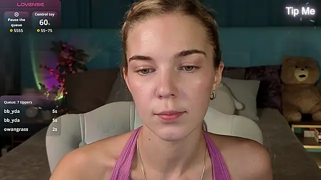 Aurora Bennet online show from November 13, 4:00 am