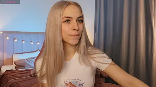 ShinyBarbie online show from November 27, 6:49 am