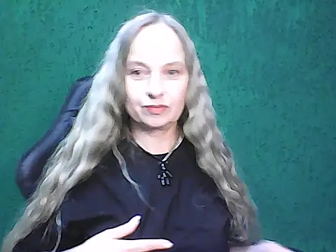 L i l i t online show from September 12, 6:46 am