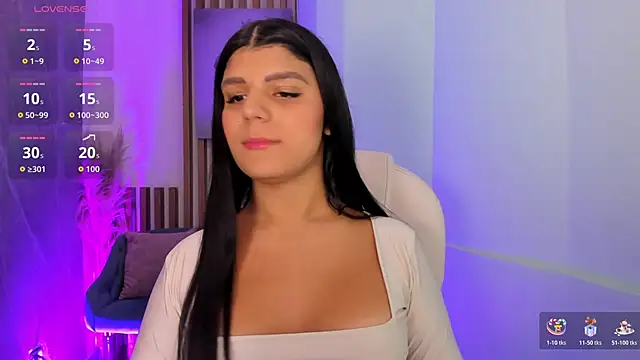 PauliinaBelle  online show from April 29, 1:03 pm