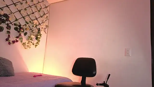 MiaCollinssx online show from September 12, 4:36 pm