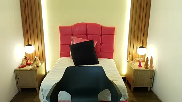 SexyRachel  online show from February 12, 7:26 pm