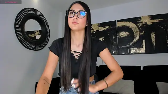 BonnyRose online show from November 19, 8:31 pm