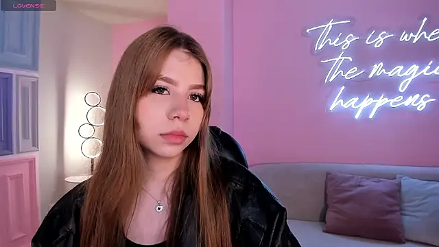 TiffannySins online show from March 8, 11:08 pm